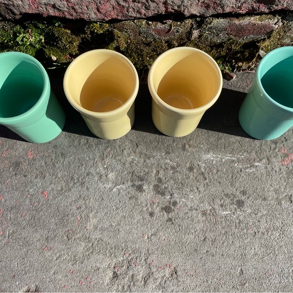 Set of Four fiesta Ceramic Tumblers in Green and Yellow - Picture 2 of 5